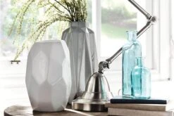 Prism Vase -Koala Home Shop 18578101 V01