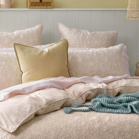 Daisy Quilt Cover 8 Daisy Quilt Cover - Image 6