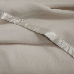 Cooper Woollen Blanket - Stone 7 Cooper Woollen Blanket - Stone -Koala Home Shop M F COOPER Stone Detail 2 4