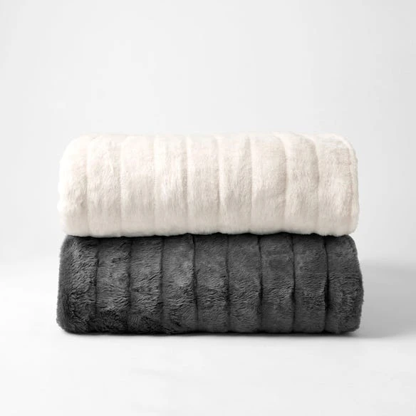 Faux Fur Throw - Dark Grey 5 Faux Fur Throw - Dark Grey - Image 3