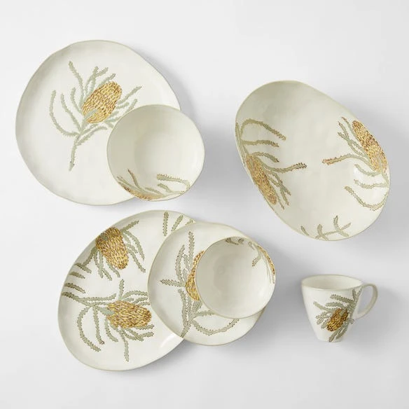 Banksia Round Serving Plate 4 Banksia Round Serving Plate - Image 2